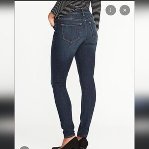 💥💥Old Navy Mid-Rise Curvy Skinny Jeans